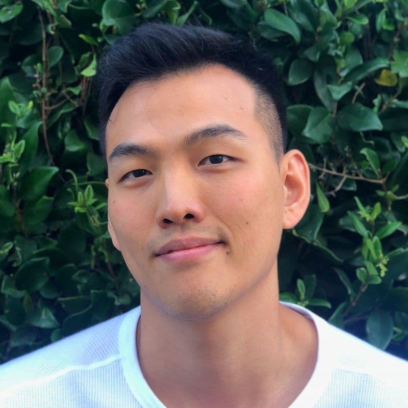 Headshot of Gabriel Lee